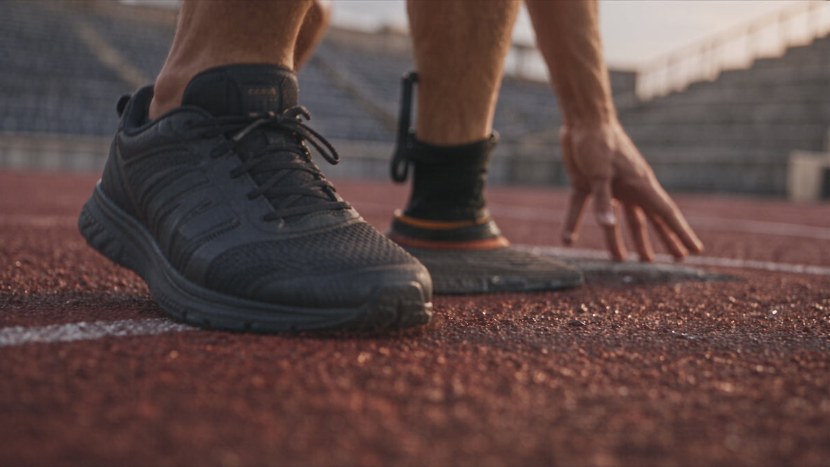 Run Logo T-Shirt | Elevate Your Step Running Tee